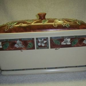 Pfaltzgraff Mission Flower Bread Box